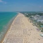 Homely Seaview Flat With Balcony - Beahost Lejlighed