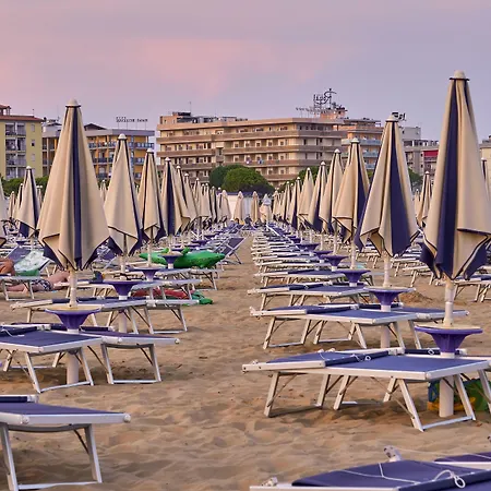 Homely With Side Sea View Balcony - Beahost Bibione