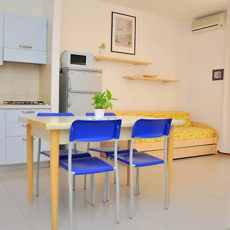 Homely With Side Sea View Balcony - Beahost Apartment Bibione