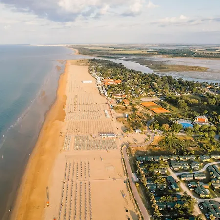 Homely With Side Sea View Balcony - Beahost Apartment Bibione