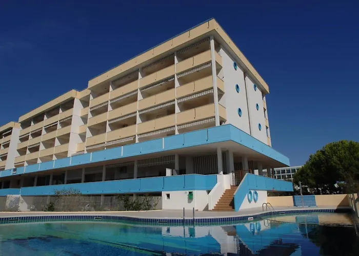 Homely Seaview Flat With Balcony - Beahost * 비비오네